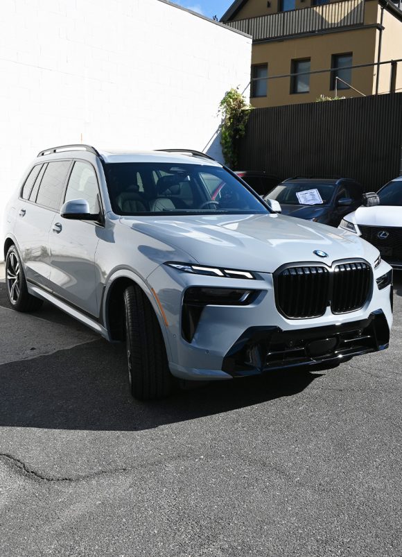 2025 BMW X7