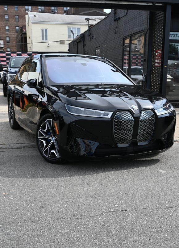 2025 BMW iX